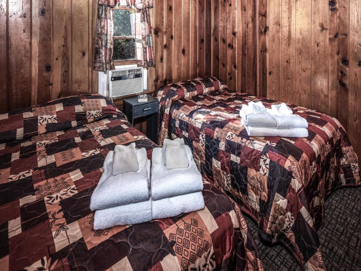 רואידוסו Destiny Cabin, 2 Bedrooms, Fireplace, Midtown, Sleeps 7 מראה חיצוני תמונה