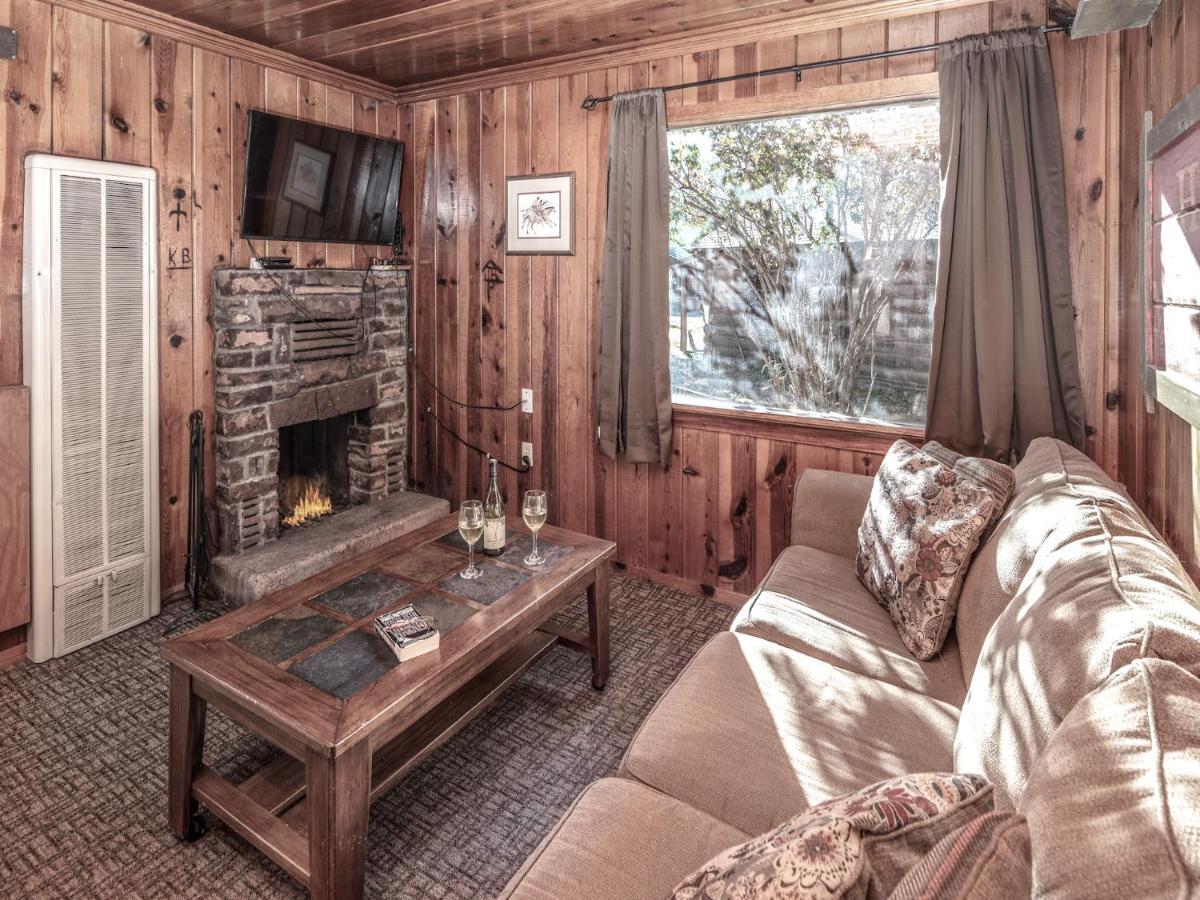 רואידוסו Destiny Cabin, 2 Bedrooms, Fireplace, Midtown, Sleeps 7 מראה חיצוני תמונה