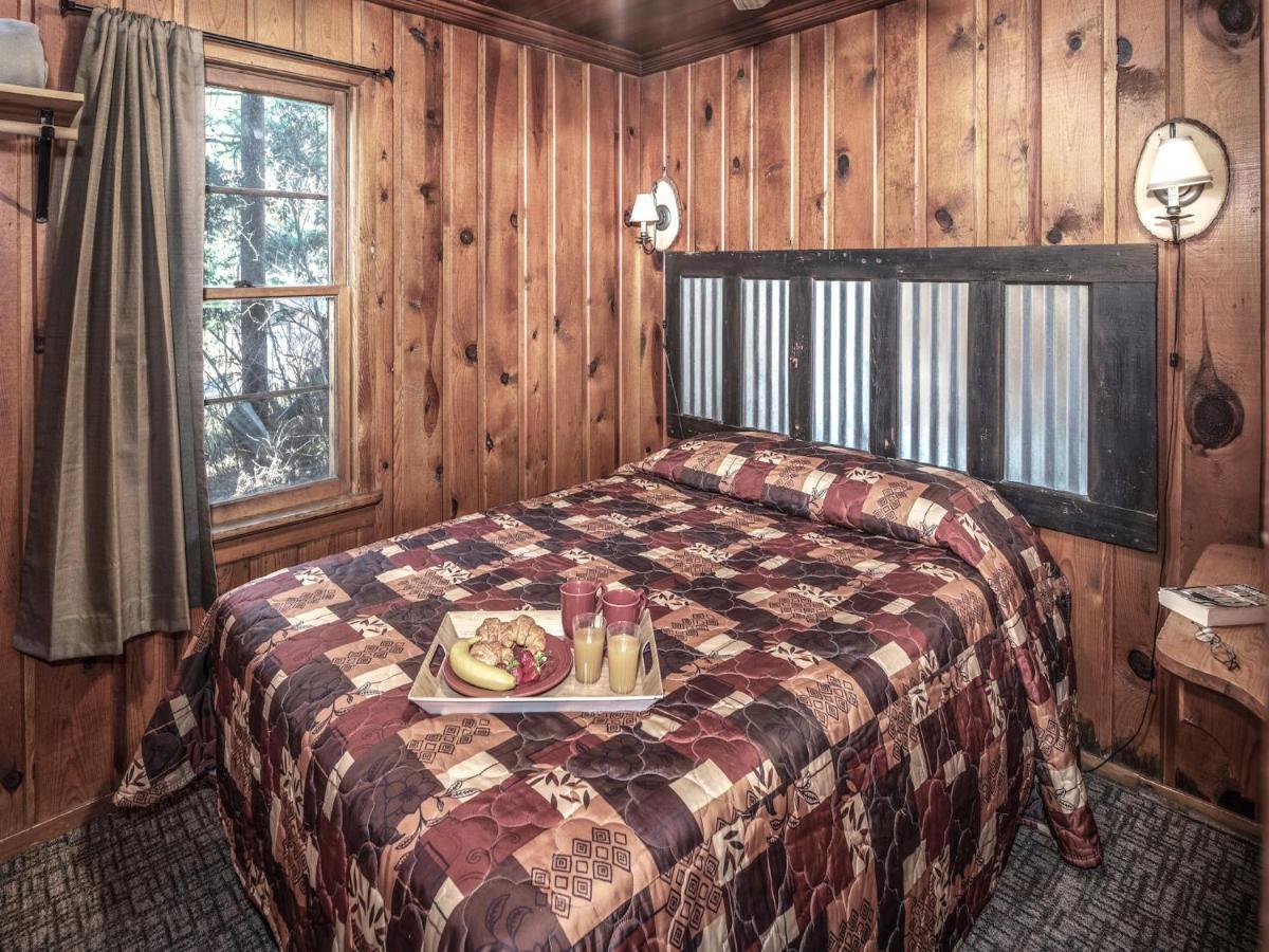 רואידוסו Destiny Cabin, 2 Bedrooms, Fireplace, Midtown, Sleeps 7 מראה חיצוני תמונה